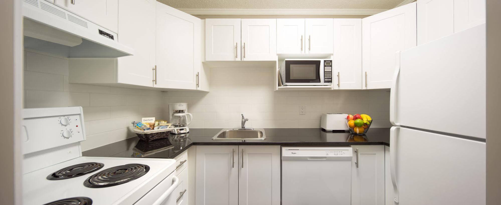 Execsuite Inc. YYC Dış mekan fotoğraf