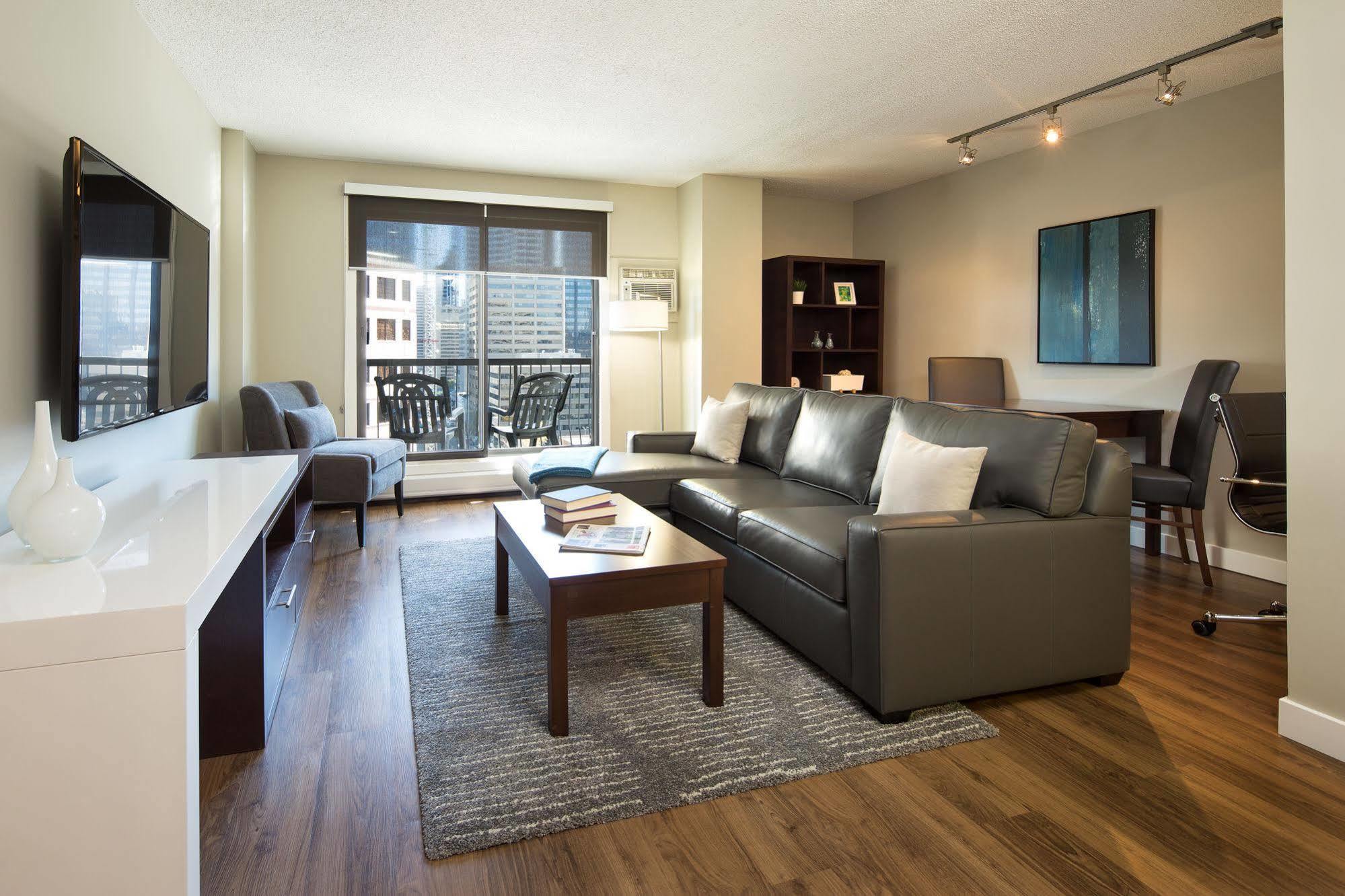Execsuite Inc. YYC Dış mekan fotoğraf